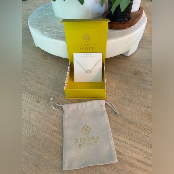 Kendra Scott White Elisa Pendant - Picture 8 of 8